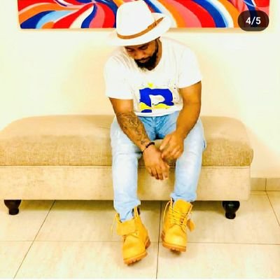 Cryptocurrency trader | NFTfans♥️| Cryptotrader/Song writer✍️| Rapper🎶| vocal-freestyler |🥘| entrepreneur|Daddy| IG handle @DcMilley|