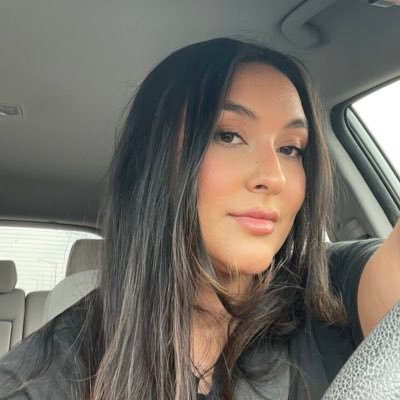 lesliexrosas's profile picture. BU '20