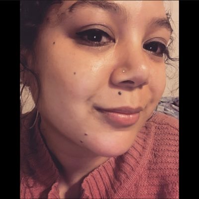 Zeenat_Dollie's profile picture. 𝘗𝘢𝘳𝘵 𝘩𝘰𝘯𝘦𝘺, 𝘱𝘢𝘳𝘵 𝘸𝘰𝘭𝘧 ... 𝘈𝘭𝘭 𝘮𝘢𝘨𝘪𝘤 🌙🌕🇵🇸