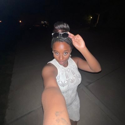 TaniyaXsmith's profile picture. :))