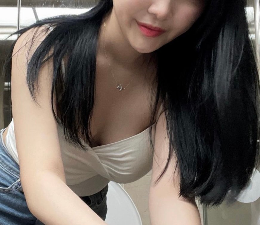 gQoGTaJx9865485's profile picture. 20才、居酒屋バイト🍺
さぶのツイです💕
いろんな関係💑🏩で遊びましょ🧡
フォローのない方はちょっと怖いかな😥
フォロワなったら返信しますね💖