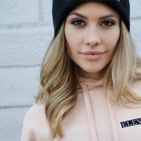 Alyssa (@larsenalyssa79) 's Twitter Profile