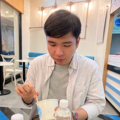 iamcarlonovero's profile picture. lucky star 幸福 / law student #UPLaw ☀️