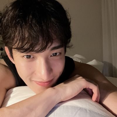 will be writing au's^^ #autwt
•Aroha💫💜 / Engenecarat🧡💓 || #문빈 You will always hold a special place in my heart!!