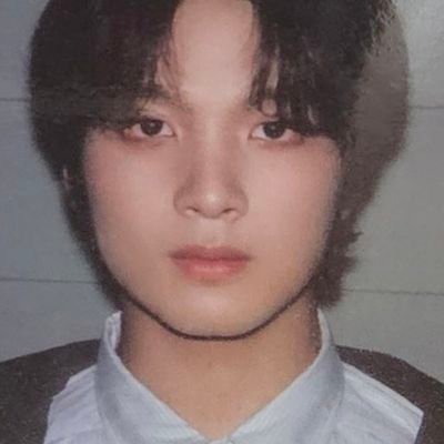 ploutounuwu Profile Picture