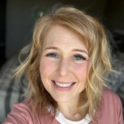 Christyn_Ken05's profile picture. Instructional Coach @ Box Elder School District • Teacher Fellow @hsg_ut 2023-2025 • Education Advocate 📝 • Mom of 3 • ♥️Literacy
