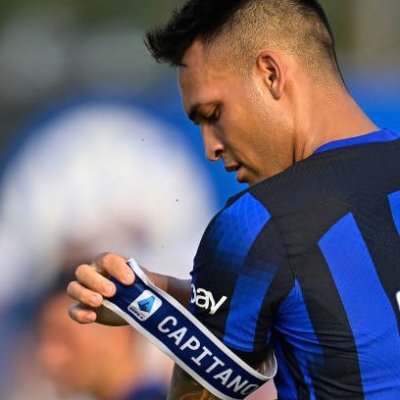 Ingegnere, interista: praticamente un highlander. Uno dei miei migliori amici è su Transfermarkt e Football Manager, ma rimango umile.