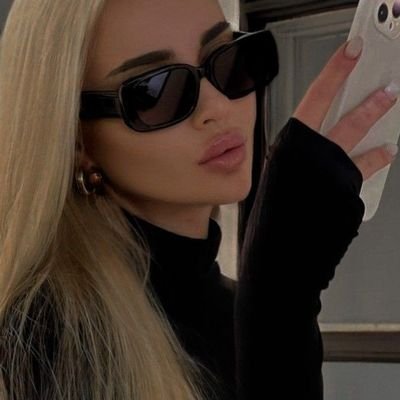 parthvi28's profile picture. 