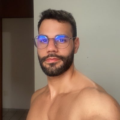 tentando ser uma pessoa melhor e gerando muito conteúdo pra tratar na terapia (que eu não faço).