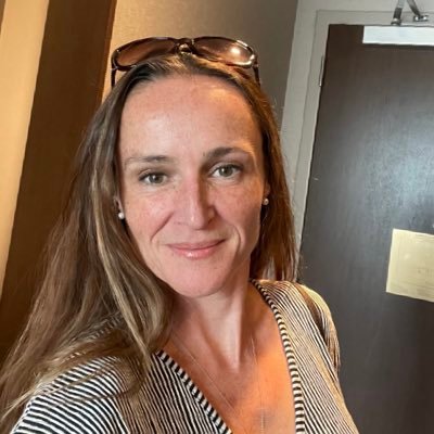 juliechapmanlaw's profile picture. General Counsel, Canadian, loves to run. #legaltech #strongwomen #sciencerules #noBS