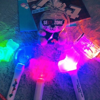 timelesz大好き😘 リペコンでセクゾにハマり。ライブは主に娘と参戦してます。アラフォー🫣嵐❤️timelesz❤️🎉 無言フォロー喜びます！ https://t.co/fldItabyyc アソシエイト」利用中。