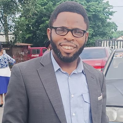 Social Media Strategist | Politics Blogger | Editor-in-Chief @ https://t.co/jfCdwZiGuv  where I tell the Nigerian story, one article at a time.Views are mine.