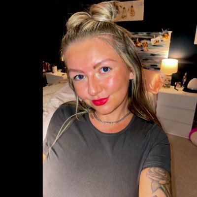 genuine / alpha female / if you can’t be the hottest girl at the club, be the funniest