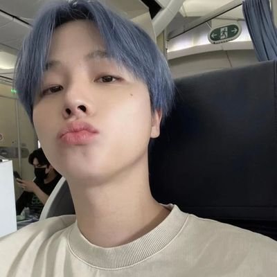 🍊🐺
“𝓐 𝓶𝓪𝓷 𝔀𝓲𝓽𝓱 𝓪 𝓰𝓸𝓸𝓭 𝓿𝓸𝓲𝓬𝓮 𝓽𝓸 𝓵𝓲𝓼𝓽𝓮𝓷 𝓽𝓸 𝓪𝓽 𝓷𝓲𝓰𝓱𝓽.”