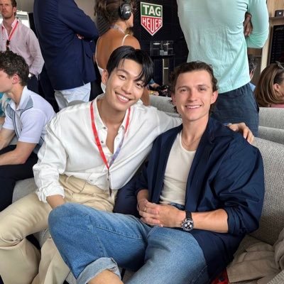 wi__ha_joon's profile picture. Wi haJoon,MA(Mlieapo), JB(Jeffbarcode), BNBossnouel),FP(Fortpeat) 🇵🇸🇵🇷