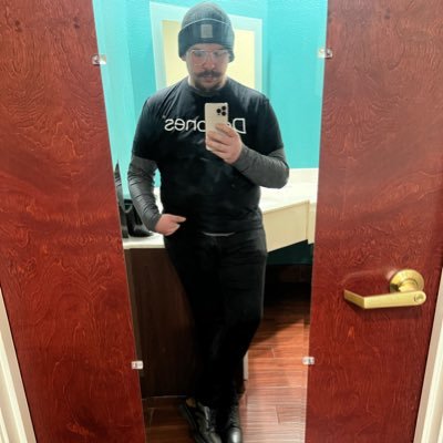 RoderickLeeOF's profile picture. Fat dick fat boy that makes filth