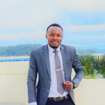 BSentashya's profile picture. Nshobozwa byose na Kristu umpa imbaraga