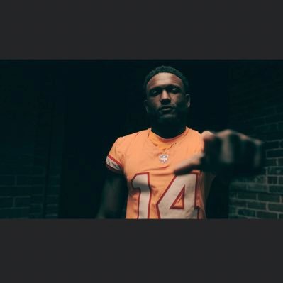 gravediggaass's profile picture. 