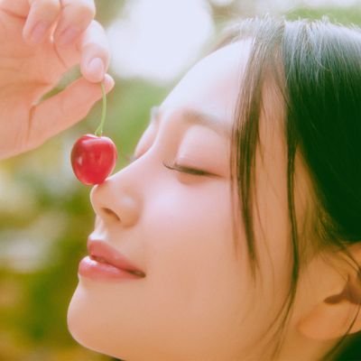 Yujinny_ly's profile picture. Spread love not hate

~My safe space~