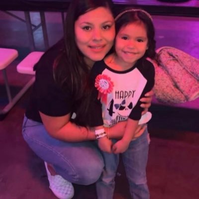 Alepala28's profile picture. 🌻🌻🌻🌻