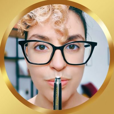 Escribo tu libro, novela, biografía, autoayuda, guiones y artículos.
He escrito 43 📚 para CEO's, fundadores y líderes.
👇 Escoge tu Combo
