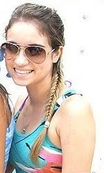 Karoline Dutra Braga/17,Namorada do @tafnysekarol,pisciana,legionária fanática (Legião Ubana),católica,ensino médio completo.E no mais.. sou loira heheh