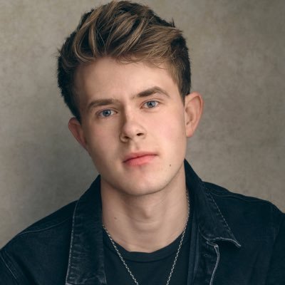 U/S Christian @moulinmusicaluk | Rep’d by @MBManagement1