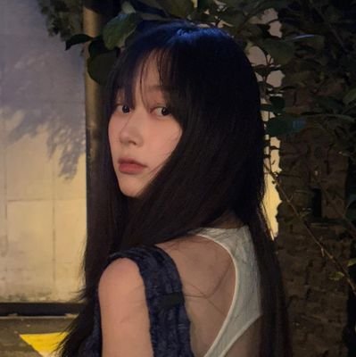hotgirlaeri's profile picture. 🖤🌙