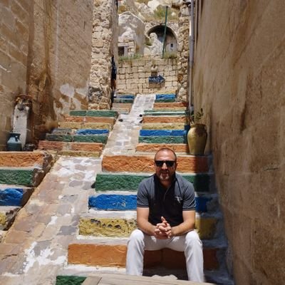 emrahsimsek33_'s profile picture. Vicdanınla yaşa