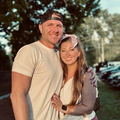 Hannah Phillips Profile