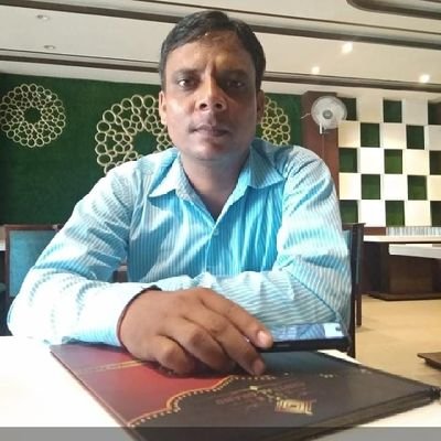 पत्रकार अमित कुमार मिश्रा
आरटीआई एक्टिविस्ट 
स्वामी /संपादक सर्वदर्शन सोशल एंड वेब मीडिया न्यूज़ नेटवर्क 
मीडिया प्रभारी मानव अधिकार सुरक्षा संगठन (रजि.)