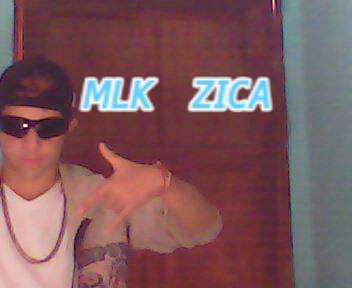 tenho 15 anos gosto de funk. quem quiser me conhecer melhor me liga {077} 9113-7296 operadora tim
