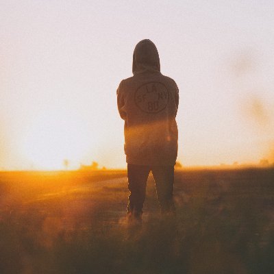 Emiligbarles's profile picture. crypto trader, I swing trade only. software engineer