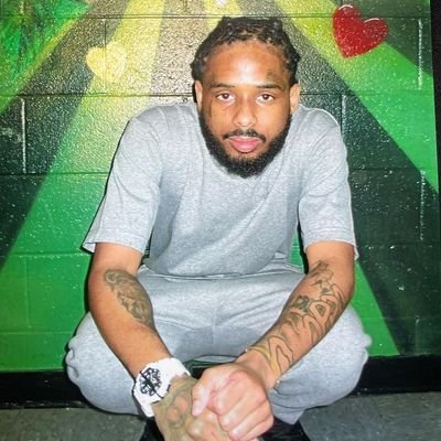 prezzop2's profile picture. fiending stack ⛎ #AI maxi