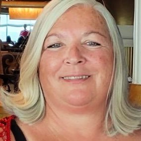 🚌Teacher🐞SDSU🐞Nagoya Int’l🐞#AccentuateThePositive🐞North Shore🐞Camp🌴Catalina🐞Love my 🐶🐱🐱🐱🐞#PixieDusters 🧚🏽♀️ #Scentsy 6️⃣5️⃣🎹