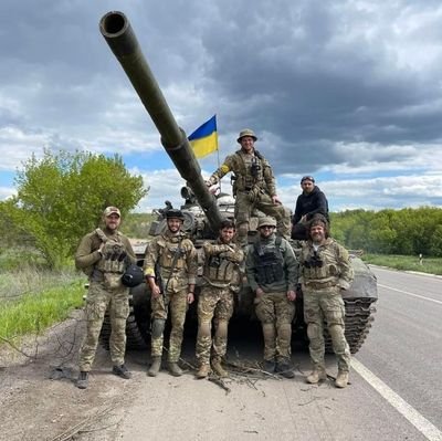 Війна - це мир.
 Свобода - це рабство.
 Невігластво - сила.
War is peace.
Freedom is slavery.
Ignorance is strength. In Ukraine we stand  🇺🇦 💪💪