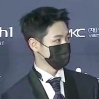 sol ☀️ (@huangstagram) 's Twitter Profile