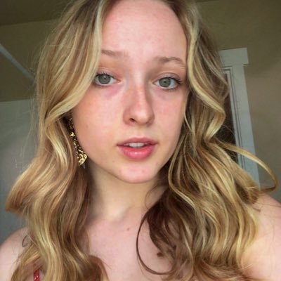 margothutter's profile picture. 