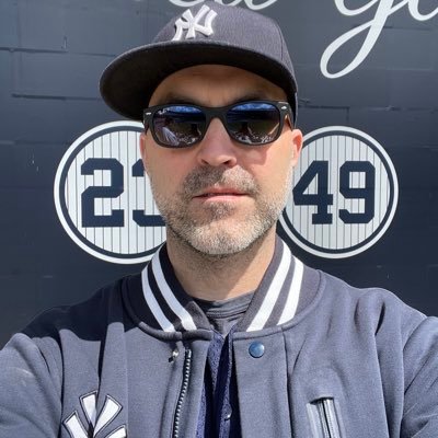 I just want to watch the Yankees, NY Rangers and NY Jets while having a silly goose time. Circa Survive cultist Ⴟ #NYY #RepBx #NYR #takeflight #NYJets