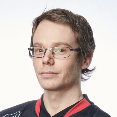 Just a French Canadian trying his hardest to be competitive. Driver for WSR Esports and coach for Advanced Motorsports. Link for coaching down below :D
