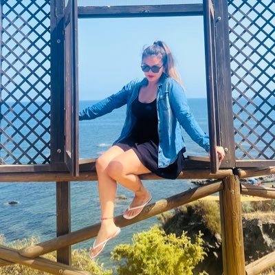 MirelliMenendez's profile picture. 🍃Vive la vida y disfruta el momento, porque te tiene que gustar a ti, no a los demás🍂 Amada🌻Eimy 🕊Instagram- raismiremene 🧚🏼‍♂️