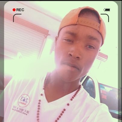 electrical engineer on the making innovator.,... motivator..... influencer.. TOTTENHAM fan🇿🇼