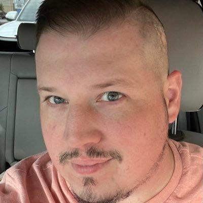 Gaymer. Twitch Affiliate. Variety streamer, but probably playing DBD. Drag lover. True Crime Junkie. https://t.co/OWoi4pvSqh