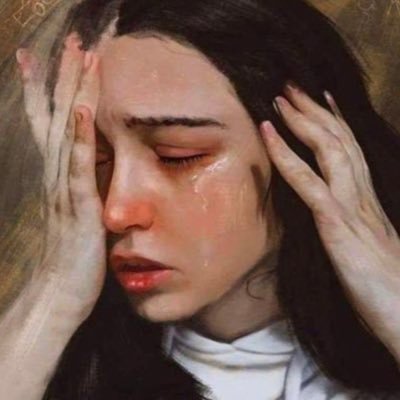 وحيده وسط احزاني وذكرياتي وآلامي