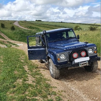 Little place on Twitter for photographs of Land Rover Defenders 90 / 110 / 130 spotted on my travels.