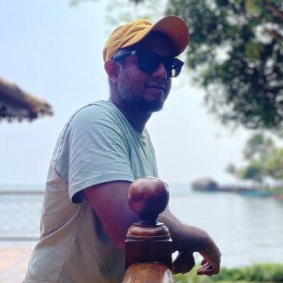 Co-Founder @DronaHQ | Empowering engineers to build internal tools without code | Product | Tech | Artist | I believe in raising capital from customers!