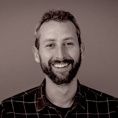 I’m sharing a decade of learning from my experiences starting, struggling and finally growing a creative studio. Also a founder at https://t.co/fkMljwwWeK