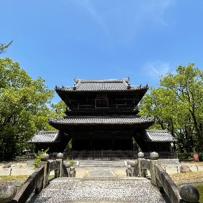 WVWb8b8fKUD8JAL's profile picture. 浮遊人