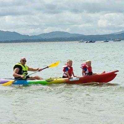 PE teacher. Rugby lover (occasional player). Dog owner. Expert procrastinator. Nice chap. not necessarily in that order. All views my own. #NI #teacher