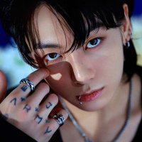 𝑮𝒊𝒊𝒉 ⟭⟬ ⁷ (@armybangtan2002) 's Twitter Profile
